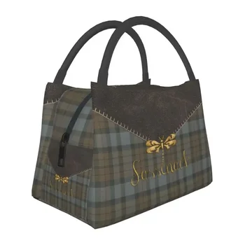 Кожена и клетчатая чанта с шарени кончета, изолирано чанта за обяд за пикник на открито, модерен обяд-бокс в клетка с термоохлаждением