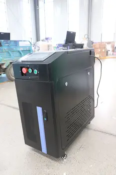 Лазерен препарат за премахване на ръжда с мощност 200 W, импулсен Лазерен пречистване, Преносима машина за лазерно почистване с мощност 300 W, машина за почистване на волоконным лазер с мощност 100 W